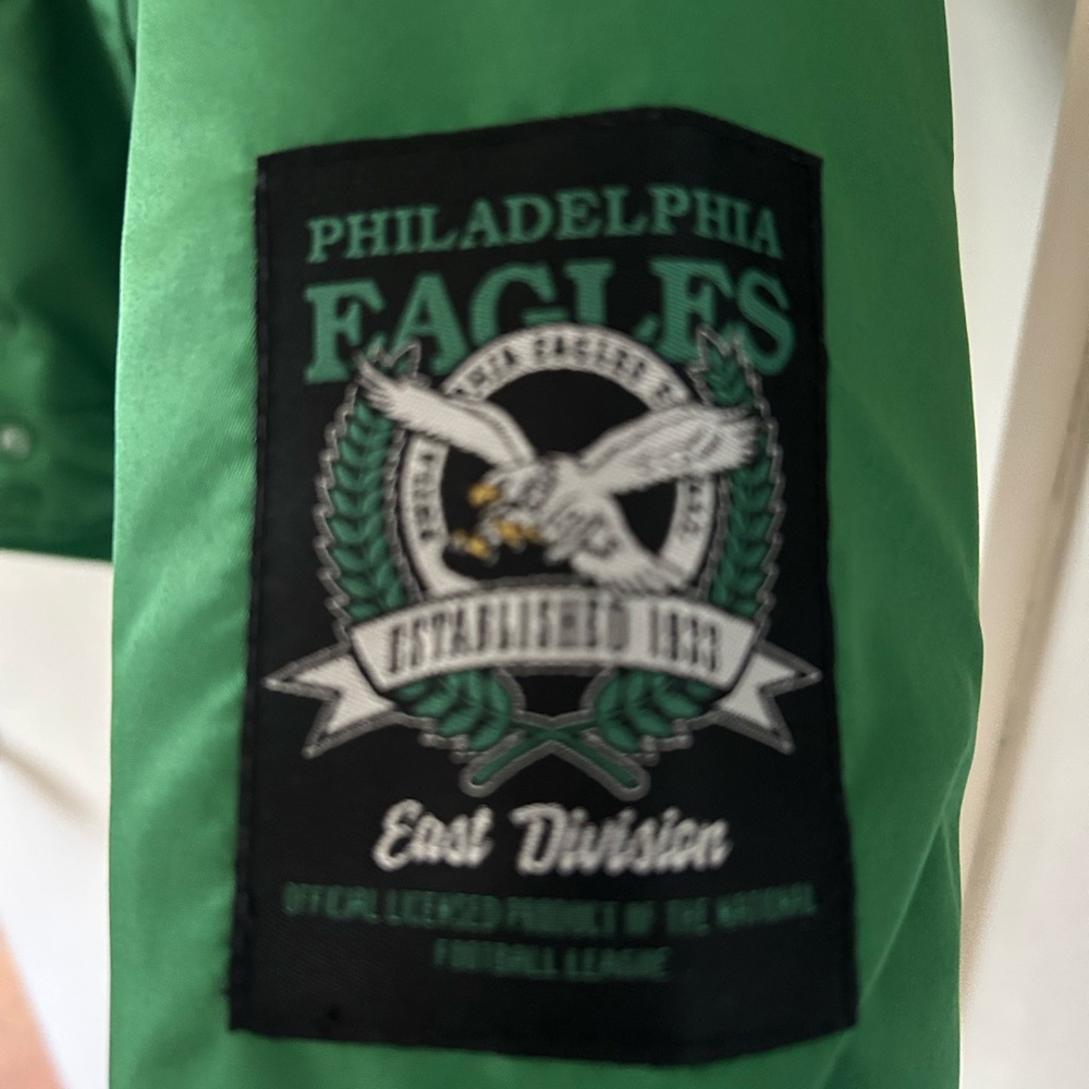 NFL Philadelphia Eagles Jacket Men’s Size medium. Kelly Green. New with tags. - Picture 3 of 6